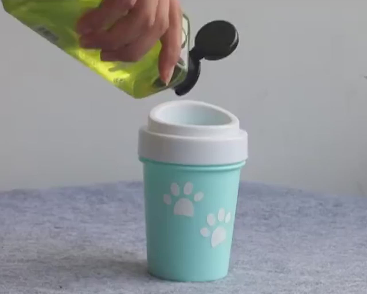 Carica il video: 